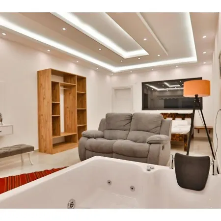 Casa vacanze Duruk 1 Bed With Pool, Breakfast Included *